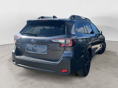 Used 2025 Subaru Outback Onyx Edition AWD/4WD image 4