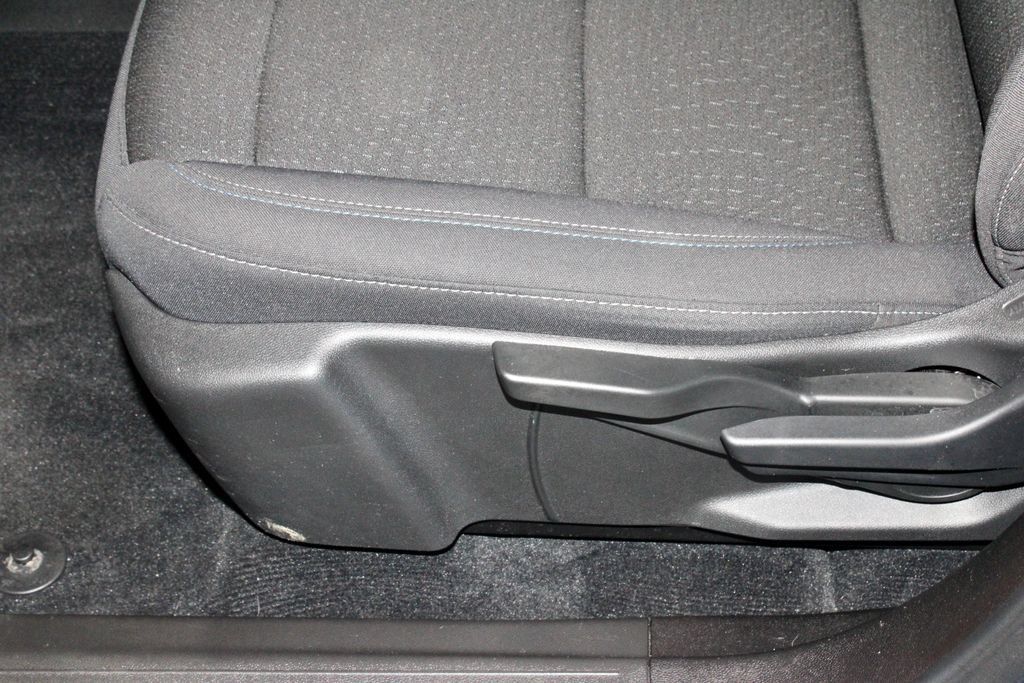 Used 2025 Chevrolet Equinox EV LT FWD image 22