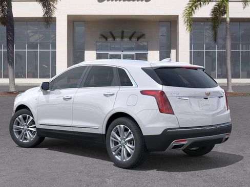 New 2026 Cadillac XT5 Premium Luxury w/ Driver Assist Package FWD image 3