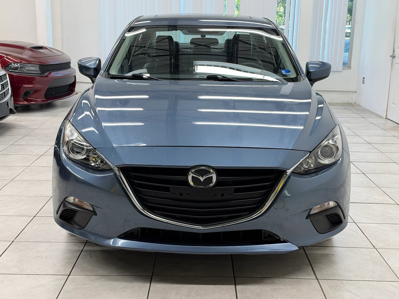 Used 2014 MAZDA MAZDA3 i Grand Touring FWD image 2