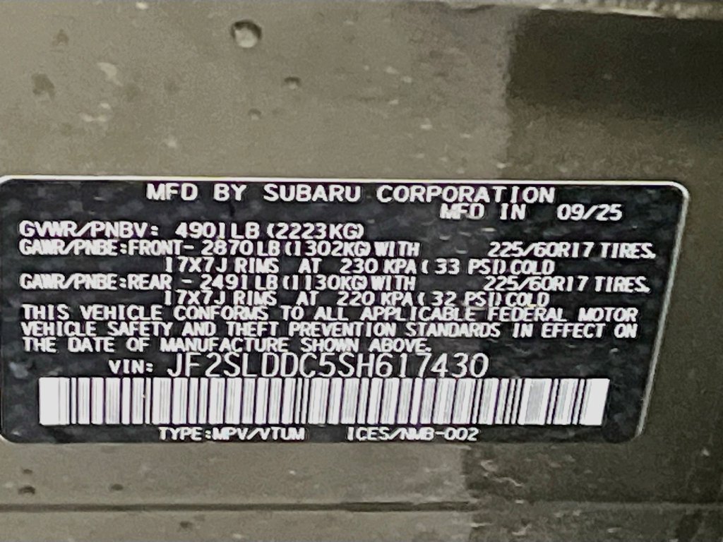 Used 2025 Subaru Forester Premium AWD/4WD image 32