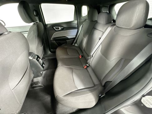 Used 2023 Jeep Compass Sport AWD/4WD image 22