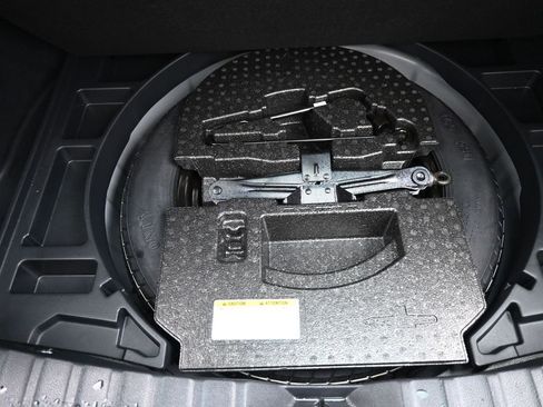 Certified 2025 Toyota Corolla Cross L image 22