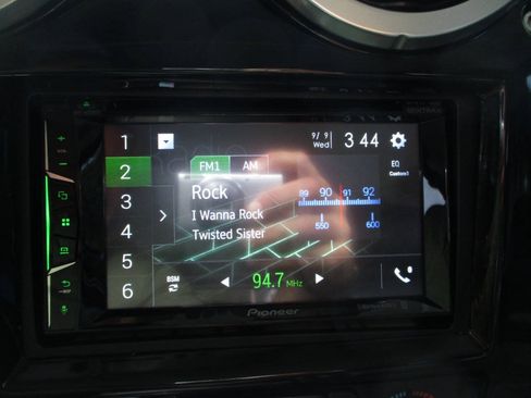 Used 2005 HUMMER H2 w/ Preferred Equipment Group AWD/4WD image 12