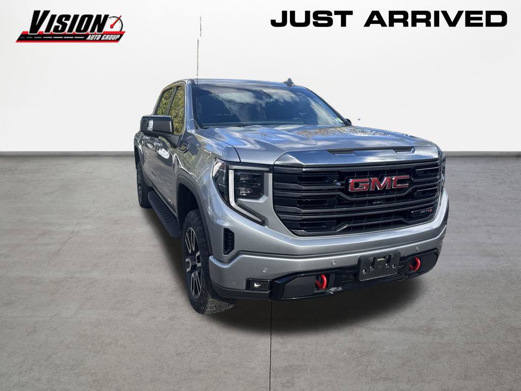 Used 2024 GMC Sierra 1500 AT4 w/ AT4 Premium Package AWD/4WD image 4