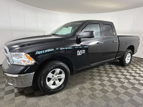 Used 2022 RAM 1500 Classic SLT AWD/4WD image 6
