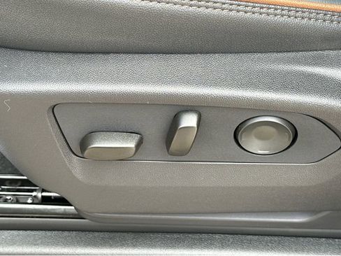 New 2026 GMC Yukon XL AT4 w/ AT4 Premium Plus Package image 35