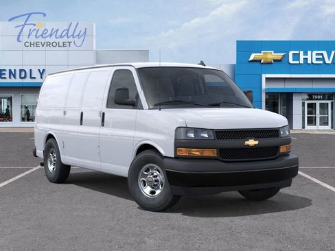 New 2025 Chevrolet Express 3500 w/ Driver Convenience Package RWD image 18