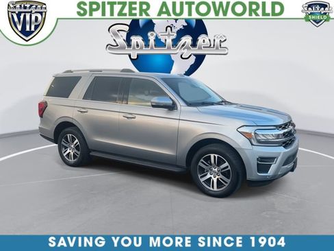 Used 2024 Ford Expedition Limited image 2