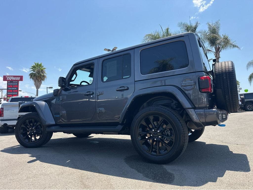 Used 2021 Jeep Wrangler Unlimited Sahara AWD/4WD image 3
