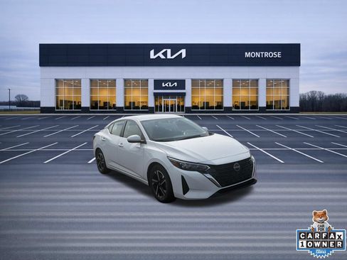 Used 2024 Nissan Sentra SV FWD image 3