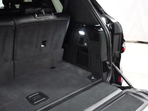 Used 2024 BMW X7 xDrive40i w/ Executive Package image 31