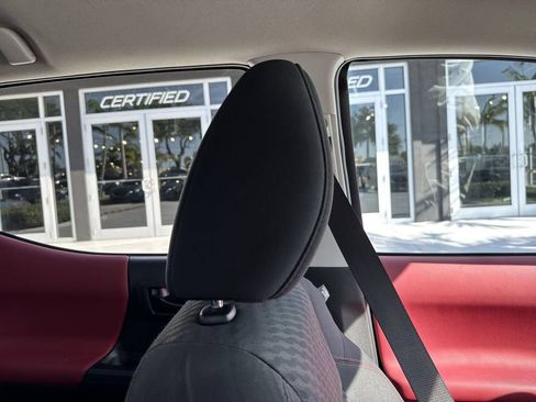 Used 2022 Toyota Tacoma SR5 w/ Technology Package RWD image 20