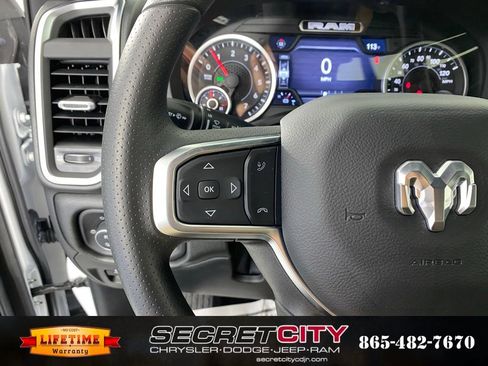New 2026 RAM 1500 Express AWD/4WD image 15