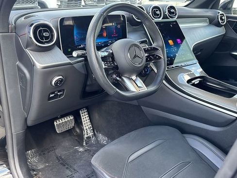 Used 2025 Mercedes-Benz GLC 43 AMG 4MATIC image 17