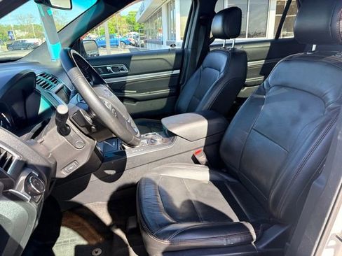 Used 2016 Ford Explorer Sport AWD/4WD image 5