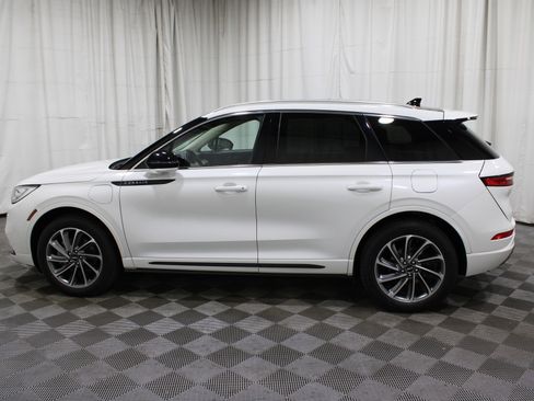 Used 2022 Lincoln Corsair Grand Touring w/ Elements Technology Bundle image 37