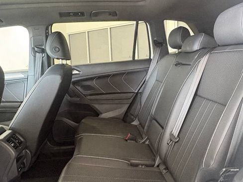 Used 2024 Volkswagen Tiguan SE R-Line AWD/4WD image 13