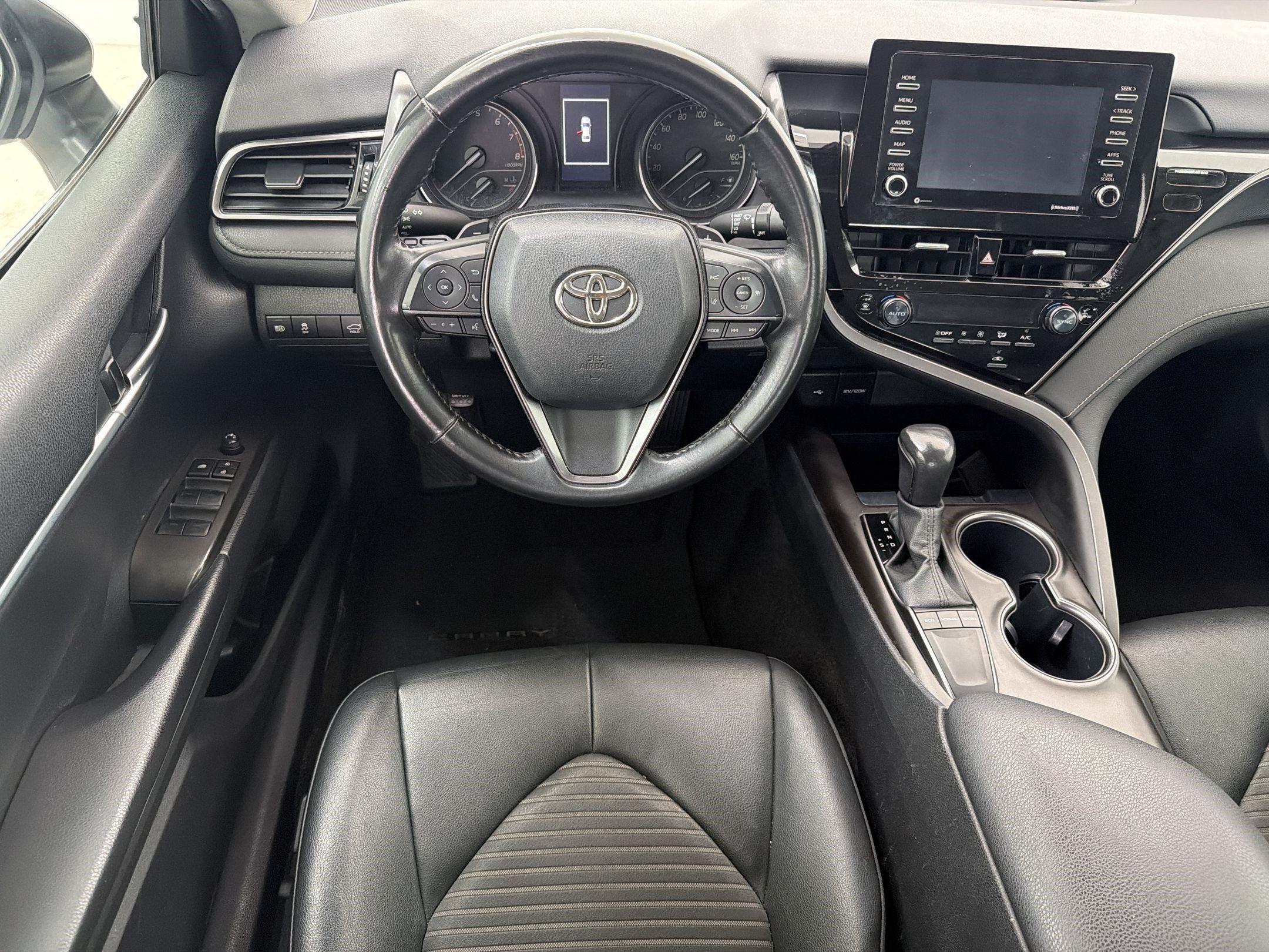 Used 2023 Toyota Camry SE FWD image 16