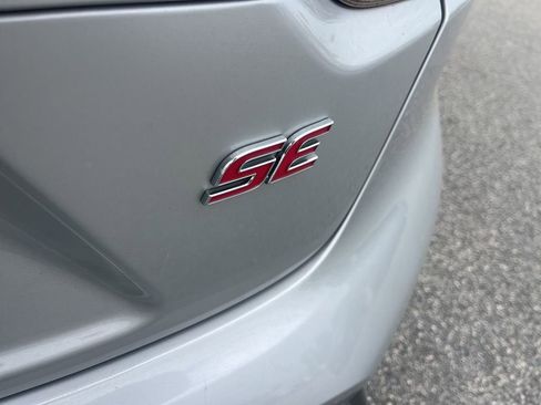 Used 2020 Toyota Corolla SE FWD image 25