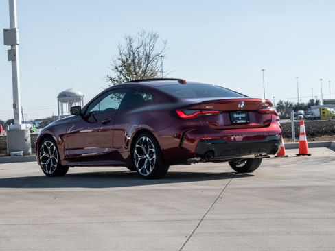 Used 2026 BMW 430i xDrive Coupe w/ M Sport Package AWD/4WD image 3