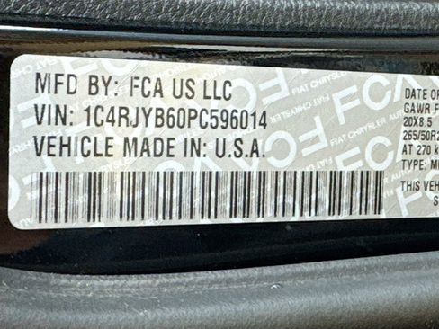 Used 2023 Jeep Grand Cherokee 4WD 4xe w/ Luxury Tech Group II image 31