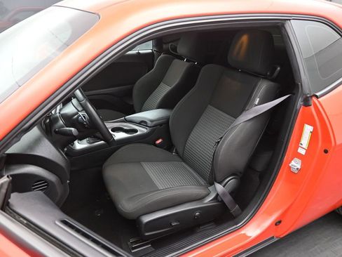 Used 2023 Dodge Challenger R/T image 8