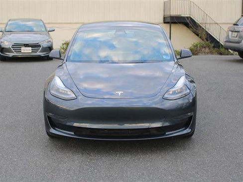 Used 2022 Tesla Model 3 Long Range AWD/4WD image 2