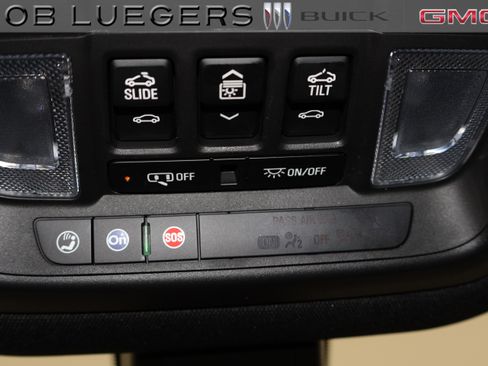 Certified 2023 Buick Enclave Essence w/ Experience Buick Package AWD/4WD image 29