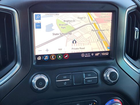 Certified 2021 GMC Sierra 1500 AT4 w/ AT4 Value Package image 16