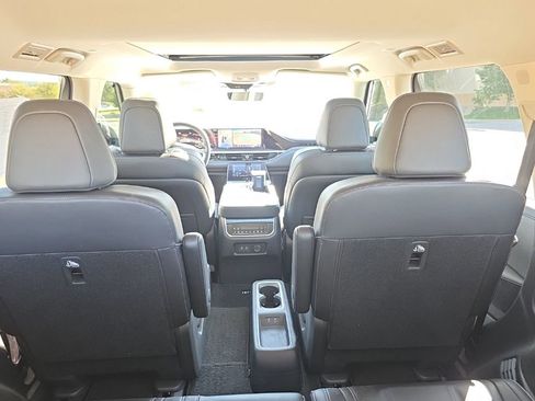 Used 2026 INFINITI QX80 Luxe w/ Cargo Package AWD/4WD image 16