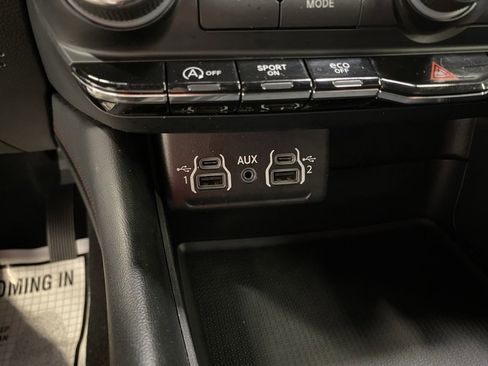 Used 2023 Dodge Durango GT image 33