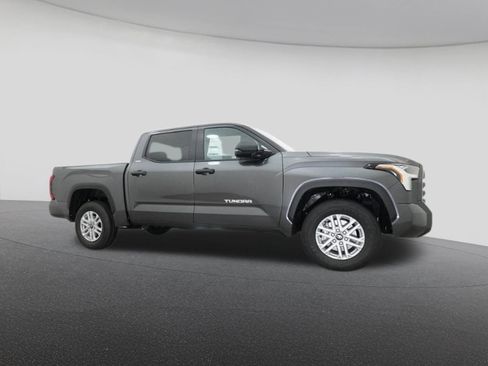 New 2025 Toyota Tundra SR5 AWD/4WD image 28