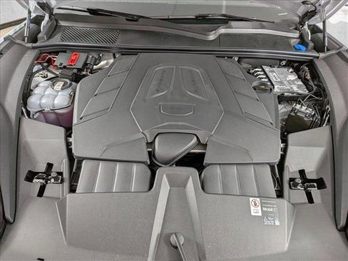 New 2026 Porsche Cayenne image 26