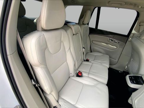 Used 2025 Volvo XC90 B6 Ultra w/ Protection Package Premier AWD/4WD image 19