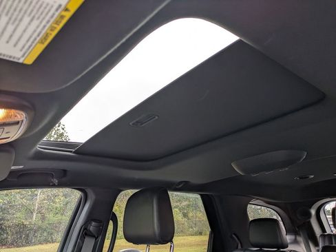 Used 2022 Dodge Durango R/T image 16