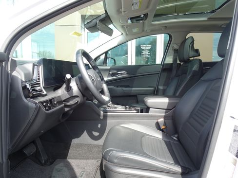 Used 2025 Kia Sportage SX AWD/4WD image 8
