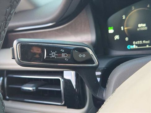 Used 2023 Lincoln Aviator Reserve RWD image 15