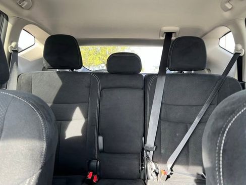 Used 2021 Nissan Murano S image 21