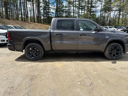 New 2026 RAM 1500 4x4 Crew Cab image 6