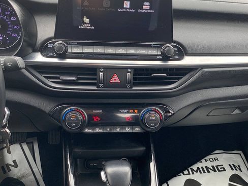 Used 2019 Kia Forte S FWD image 19