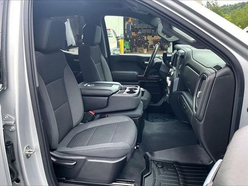 Used 2020 GMC Sierra 1500 SLE w/ SLE Value Package AWD/4WD image 7
