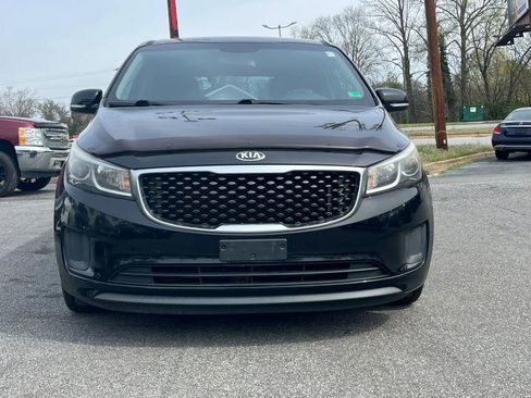 Used 2016 Kia Sedona L FWD image 1