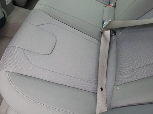 New 2026 Hyundai Elantra SE image 13