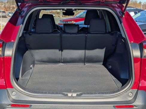 Used 2023 Toyota RAV4 LE image 9