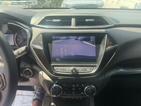 Used 2022 Chevrolet TrailBlazer RS w/ Sun and Liftgate Package image 6