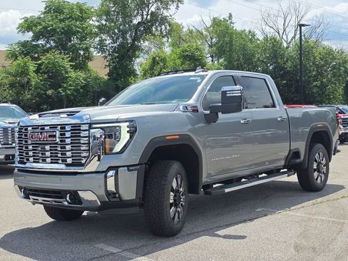 New 2026 GMC Sierra 2500 Denali w/ Denali Reserve Package AWD/4WD image 13