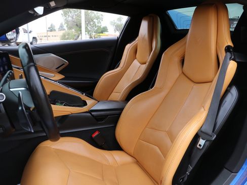 Used 2021 Chevrolet Corvette Stingray Preferred Conv w/ Z51 Performance Package RWD image 14