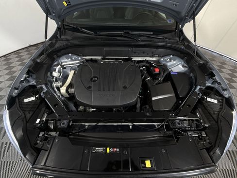 Used 2023 Volvo XC60 B5 Ultimate w/ Climate Package image 28