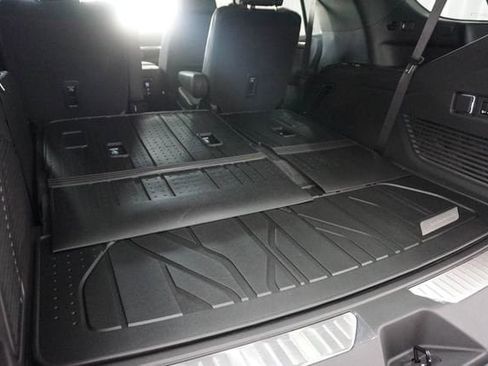 New 2026 Chevrolet Tahoe Premier RWD image 19